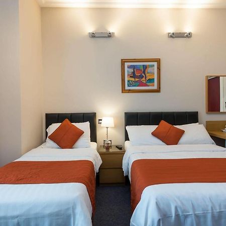 Adria Hotel Лондон Экстерьер фото