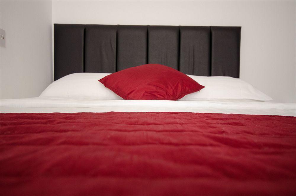Adria Hotel Лондон Экстерьер фото
