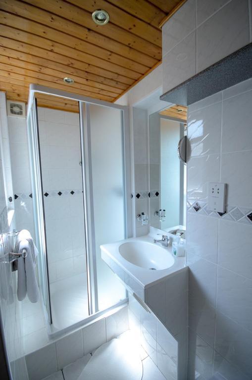 Adria Hotel Лондон Номер фото